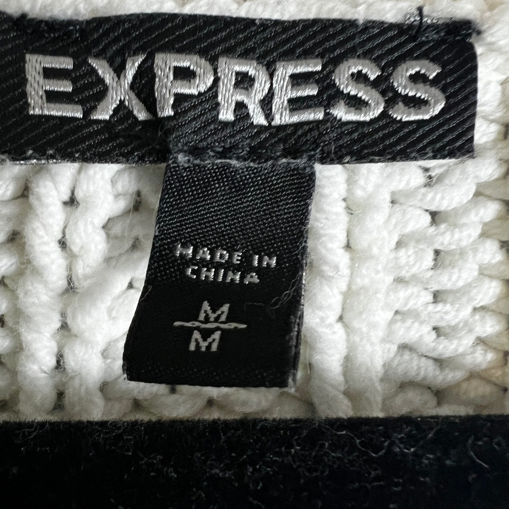 EXPRESS Womens Sweater Cream Cable Knit V Neck Oversized Distressed Medium - Picture 7 of 12
